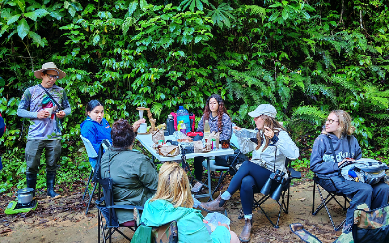 Desayuno del tour de quetzales